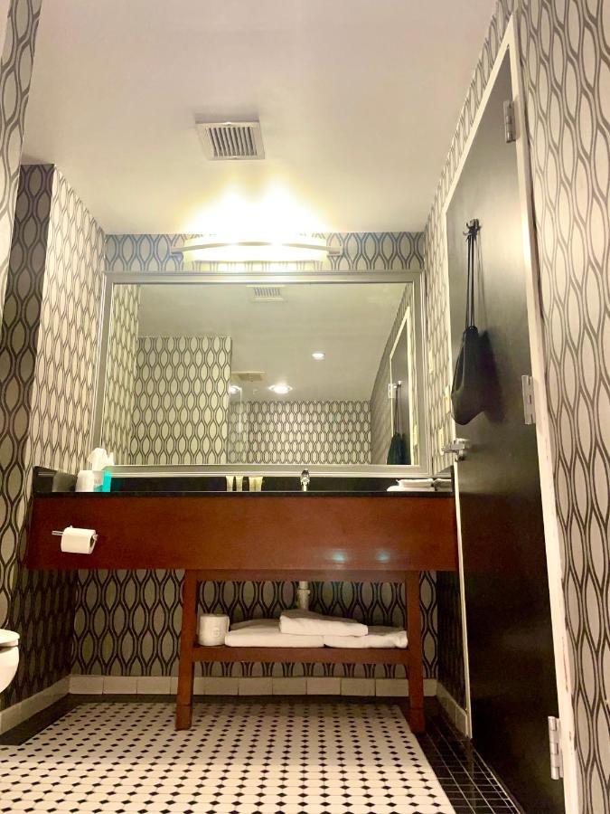 Park Manor Hotel Clifton Park Kültér fotó Bathroom